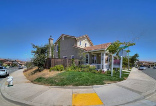 2001 Ashbridge Bay Dr, West Pittsburg, CA 94565-7981