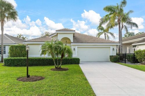 770 Clearbrook Park Cir, Delray Beach, FL 33445-8746
