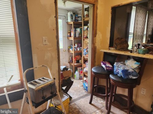 3 Grv Ave, West Deptford NJ  08063-1526 exterior