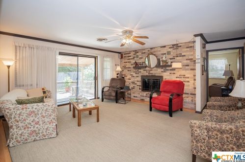 839 Westwood Dr, Goliad, TX 77963-3929
