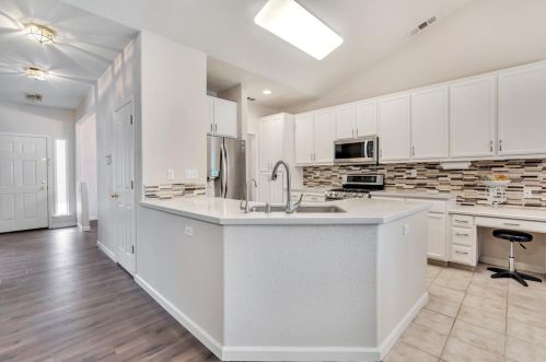 1710 Humboldt Ct, Los Banos CA  93635-5392 exterior