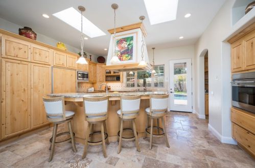 230 Phelan Ranch Way, Pismo Beach CA  93420-5525 exterior