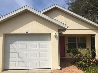 401 Ravenna St, Nokomis, FL 34275-2331