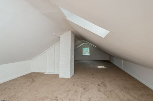 19 Dayton Cres, Bernardsville NJ  07924-2742 exterior