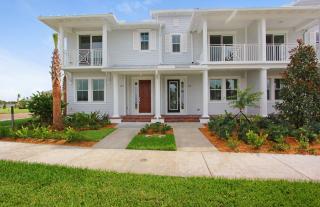 1315 Community Dr, Jupiter FL  33458-8212 exterior