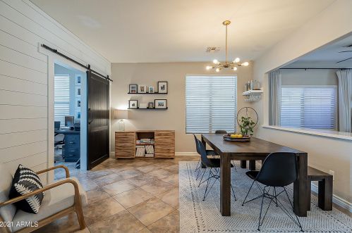 3711 Oxford Ln, Gilbert AZ  85295-4679 exterior