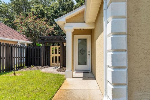 39 Bay Haven Ct, Destin, FL 32550-4800