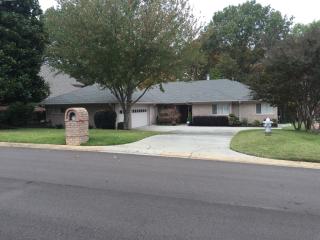 9710 Pine Point Dr, Lakeland, TN 38002-8401