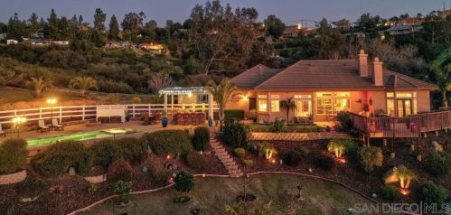 550 Old Stagecoach Run, Alpine CA  91901-1478 exterior