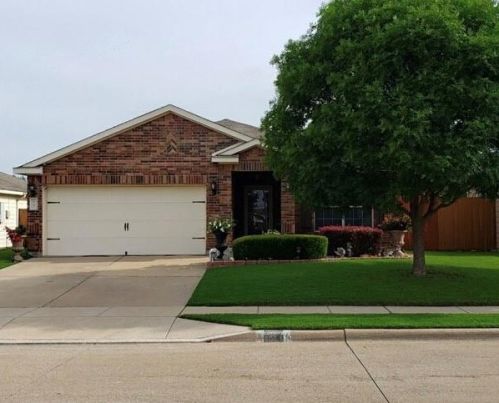 612 Misty Mountain Dr, Fort Worth, TX 76140-7532