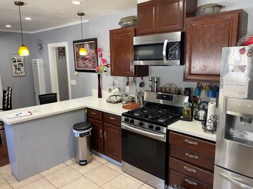 4305 Lugo Ave, Lynwood CA  90262-3818 exterior