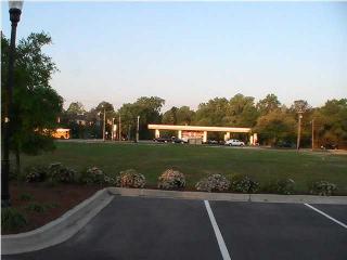 2508 Ashley River Rd, Charleston SC  29414-7107 exterior