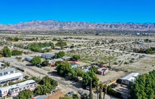 13604 Colony Rd, Desert Hot Springs CA  92240-4909 exterior