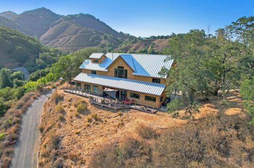 13925 Sheila Ave, Morgan Hill, CA 95037-9499