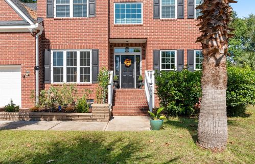 2813 Bottle Brush Ct, Mount Pleasant SC  29466-9202 exterior
