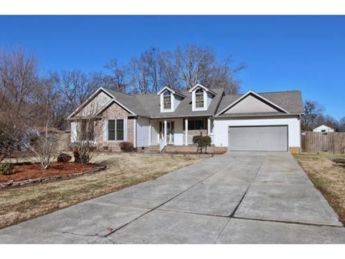 2706 Sumac Ln, Burlington, NC 27215-5446