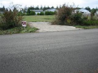 1178 Ohio Ave, Bandon, OR 97411-9348