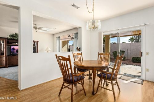 22031 Las Brizas Ln, Sun City AZ 85375-2827 exterior