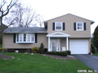 204 Horace Dr, Syracuse, NY 13219-2641
