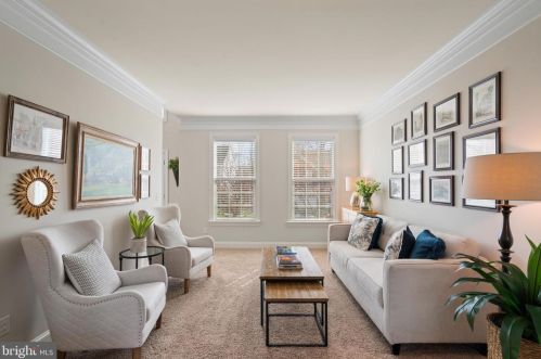 15340 Wits End Dr, Woodbridge VA  22193-5889 exterior