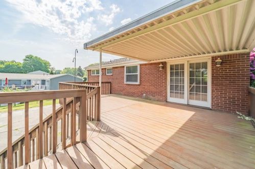 3269 Stag Dr, Gibsonia, PA 15044-7905