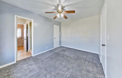 5207 Stevely Ave, Lakewood CA  90713-2114 exterior