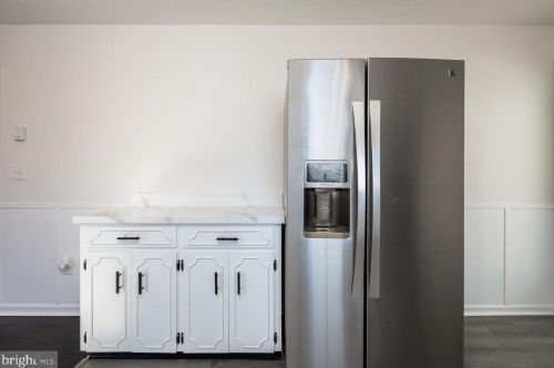 821 Blue Rdg Dr, Harrisonburg VA  22802-5012 exterior