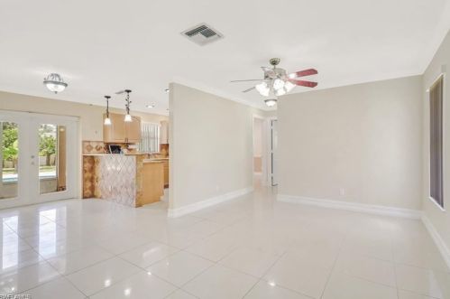 2733 55th Ter, Naples, FL 34116-7540