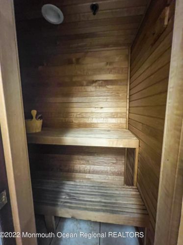 36 Winding River Rd, Lakewood NJ  08701-5733 exterior