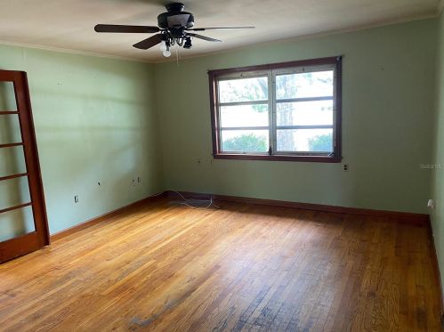 514 Sinclair Ave, Tavares FL  32778-2619 exterior