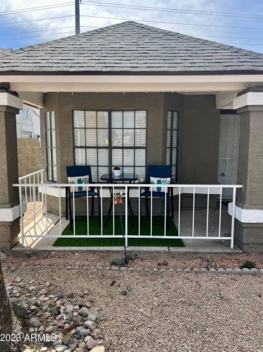 21002 34th Dr, Phoenix, AZ 85027-3081