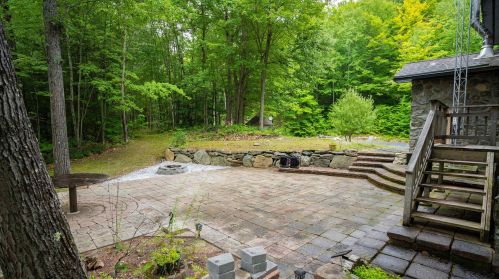 1044 Plain Rd, Hinsdale NH  03451-2150 exterior