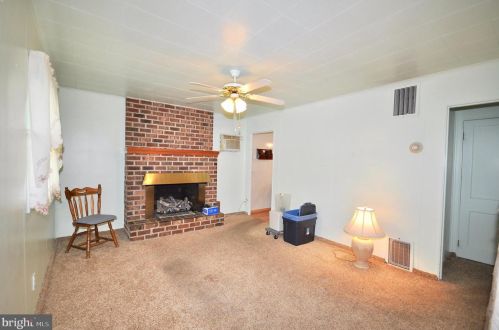 823 Willow St, Southampton PA  18966-3431 exterior