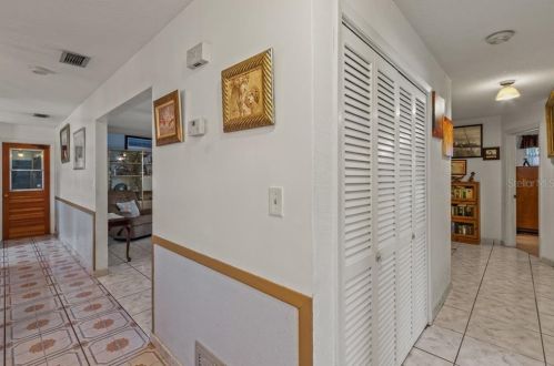 2324 Kenilworth Ave, Daytona Beach FL  32119-2712 exterior