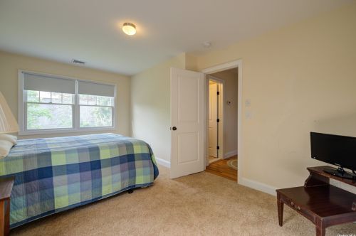 312 5th St, Elwood NY  11731-2815 exterior