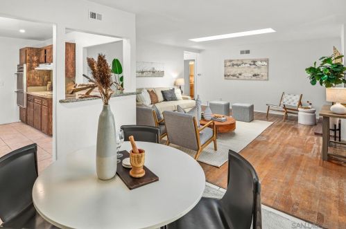 6227 Buisson St, San Diego CA 92122-2246 exterior