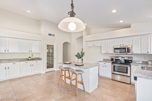 335 Embassy Dr, San Tan Valley, AZ 85143-3860