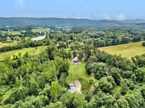 169 Lime Ridge Rd, Poughquag NY  12570-5449 exterior