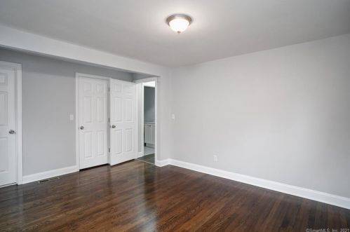 139 Pitt St, Bridgeport CT  06606-2939 exterior