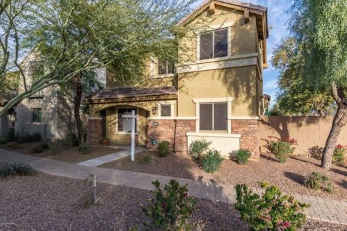 2450 Boston St, Gilbert, AZ 85295-2301