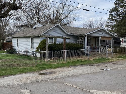 2825 Linden Ave, Springfield, OH 45505-4943