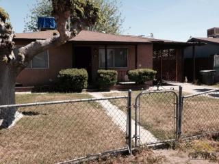 136 Fremont St, Delano, CA 93215-2707