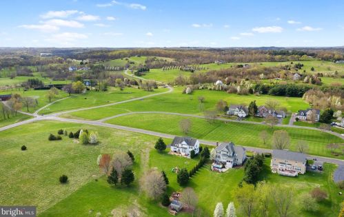 42306 Big Spg Ct, Leesburg VA 20176-6289 exterior