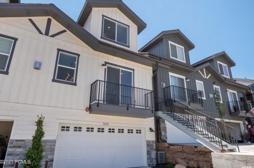3378 Santa Fe Rd, Park City, UT 84098-4624