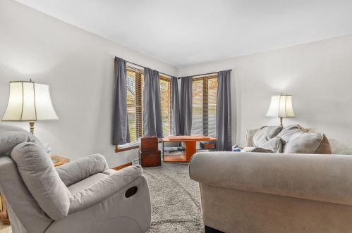 1567 Maloa St, Menasha WI  54952-1219 exterior