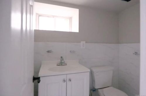 21 Terrace Ave, Mount Vernon NY  10550-1814 exterior