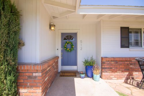 512 Belmont Ave, Phoenix, AZ 85020-4018