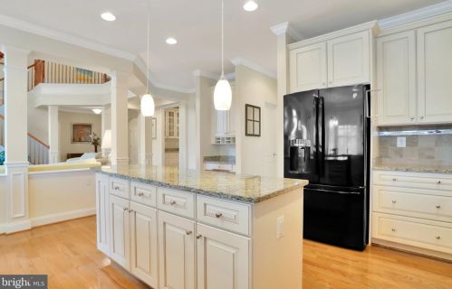 315 Lewis Washington Dr, Charles Town WV  25414-5666 exterior