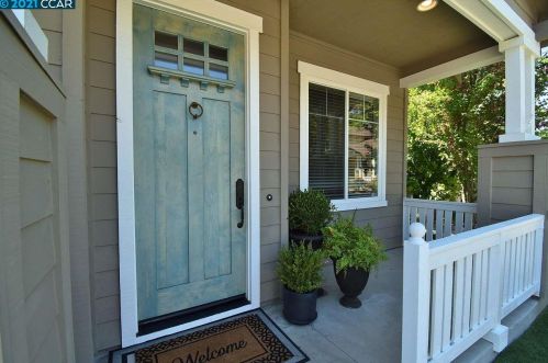 30 Old Town Ln, Danville, CA 94526-2575