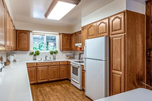 472 Deodara Dr, Los Altos CA 94024-7054 exterior